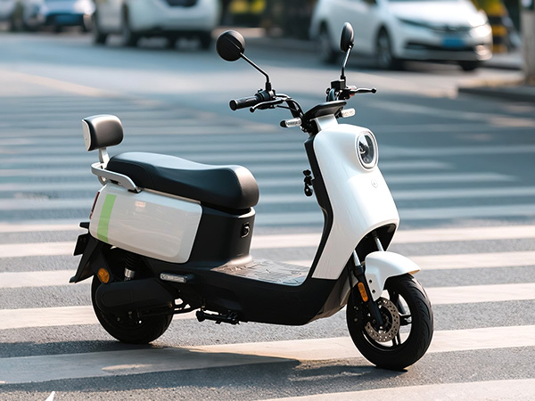 低速电动车